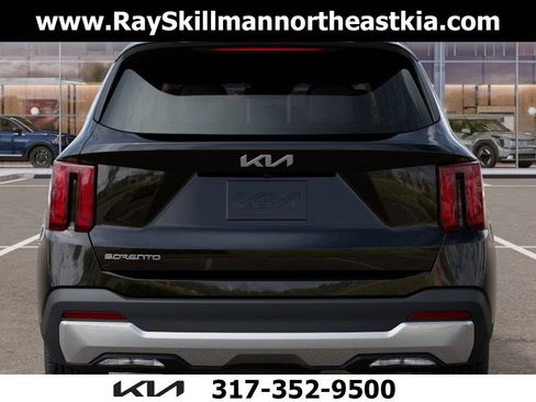 New 2026 Kia Sorento LX FWD image 13