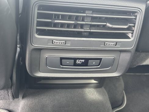 Used 2025 Audi Q7 3.0T Premium Plus image 19