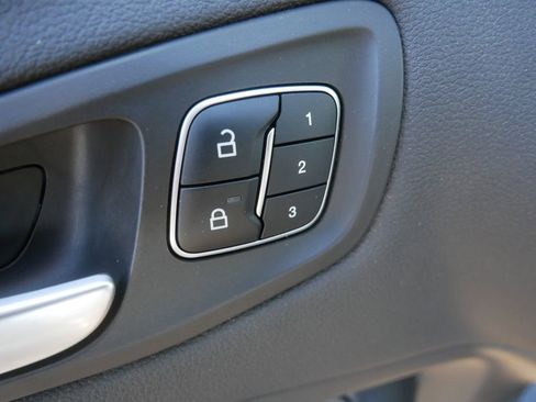 Used 2019 Ford Escape Titanium image 15