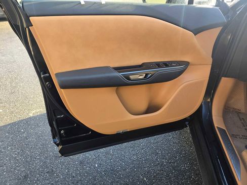 Used 2023 Lexus RZ 450e Premium image 24