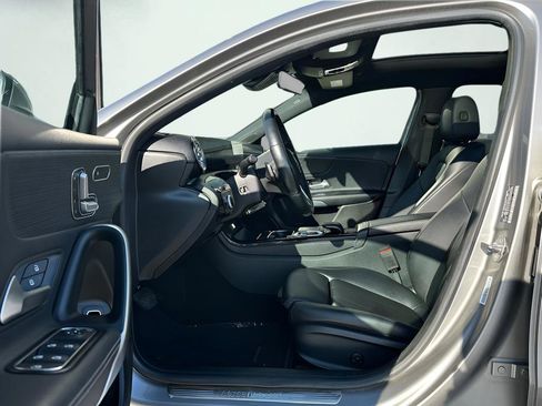 Used 2019 Mercedes-Benz A 220 4MATIC image 17