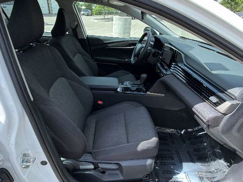 Certified 2025 Toyota Camry LE image 39