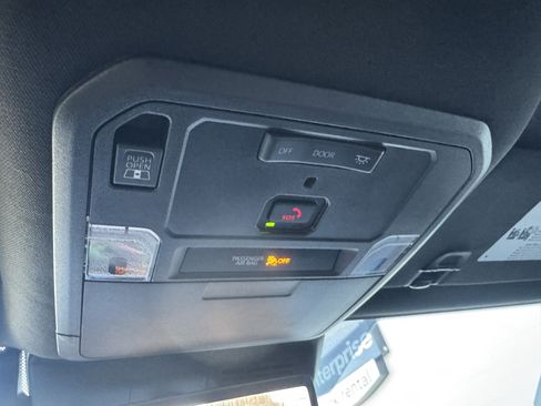 Used 2024 Toyota Tacoma Trailhunter image 30