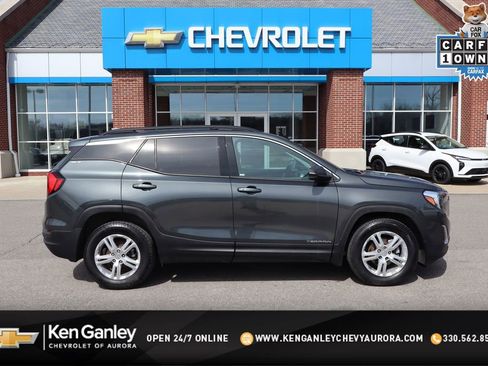 Used 2020 GMC Terrain SLE w/ Driver Convenience Package AWD/4WD image 1