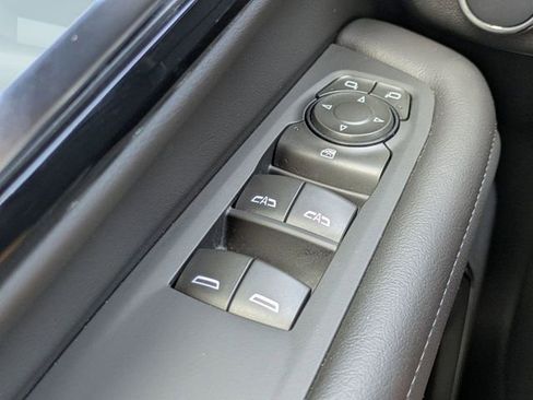 Used 2025 Chevrolet Tahoe LT AWD/4WD image 27