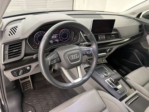 Used 2020 Audi Q5 Prestige AWD/4WD image 4