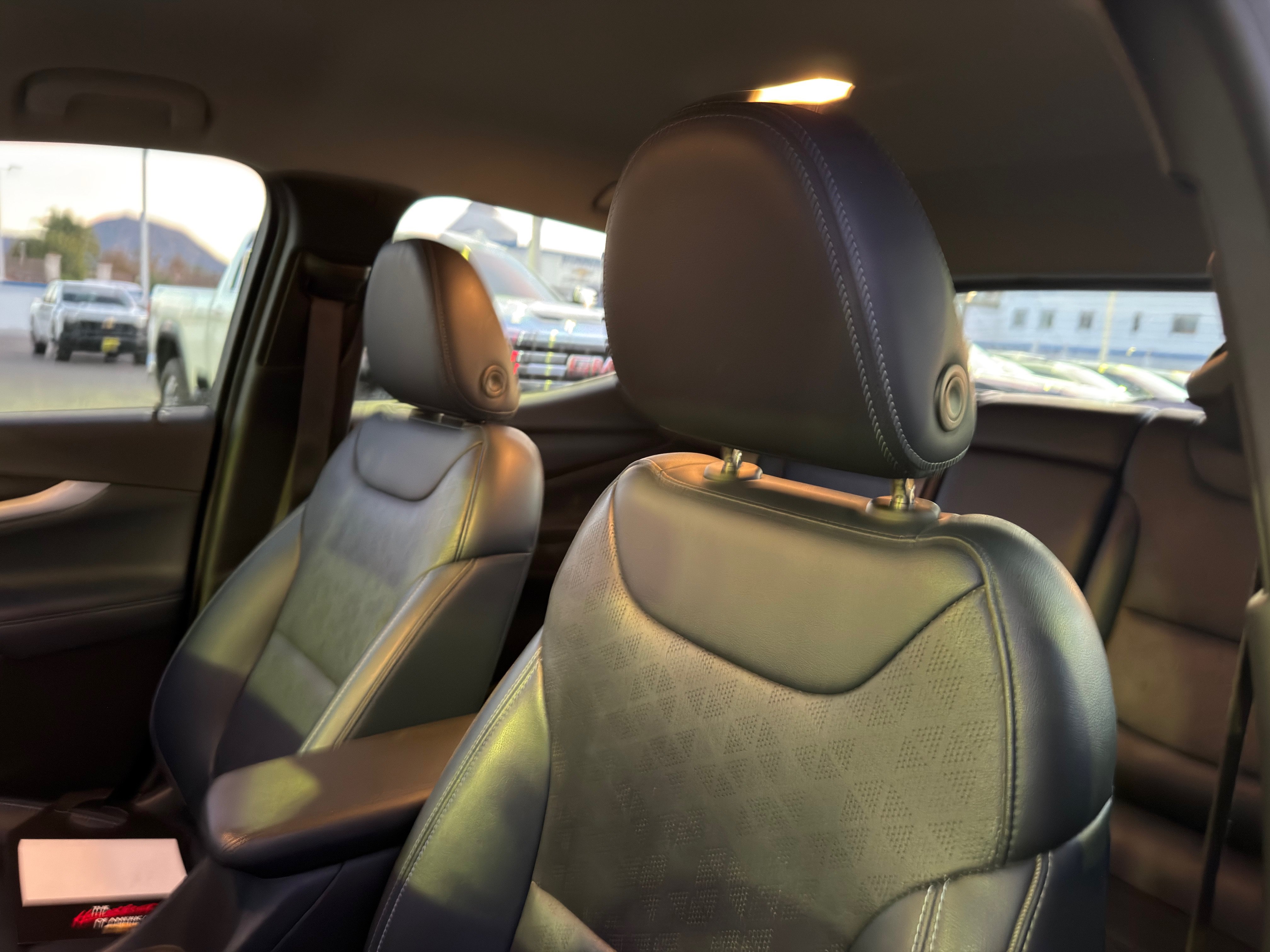 Used 2023 Chevrolet Bolt EUV LT w/ Convenience Package FWD image 27