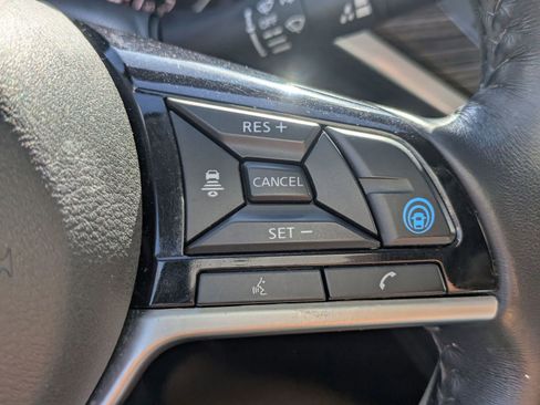 Used 2019 Nissan Altima 2.5 SL FWD image 18