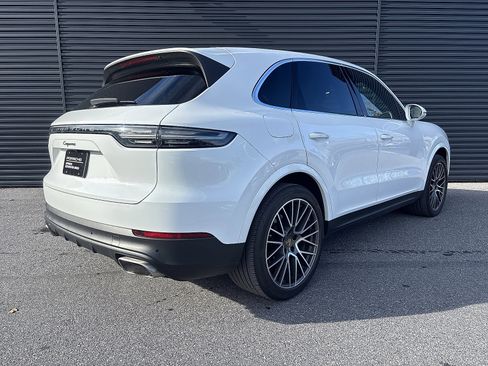 Certified 2022 Porsche Cayenne image 15