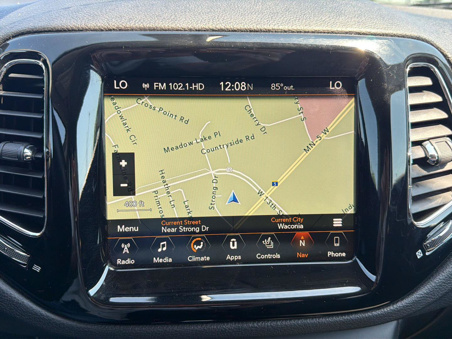 Used 2018 Jeep Compass Limited w/ Navigation Group AWD/4WD image 17
