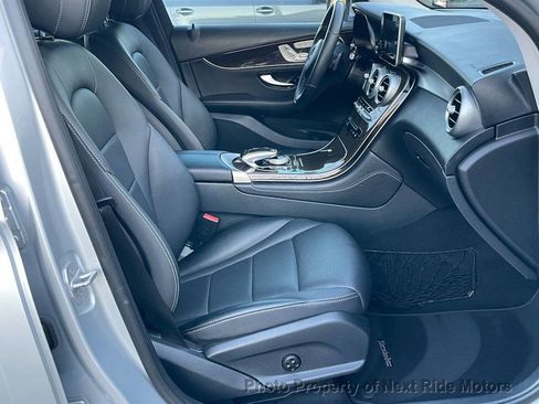 Used 2016 Mercedes-Benz GLC 300 w/ Premium Package image 8
