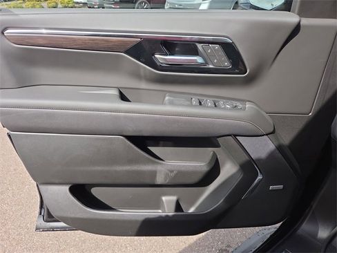 New 2026 Chevrolet Tahoe Premier image 18