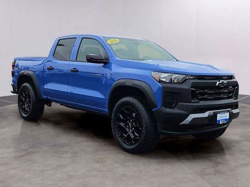 Used 2026 Chevrolet Colorado Trail Boss image 3