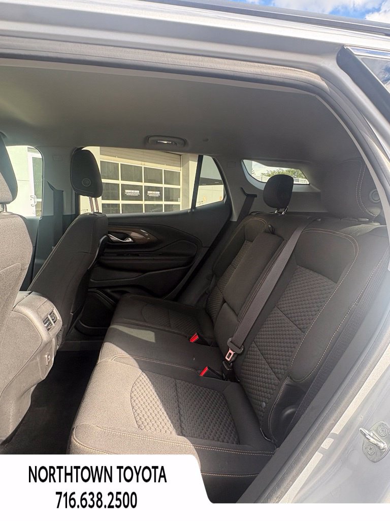 Used 2020 GMC Terrain SLE w/ Driver Convenience Package FWD image 14