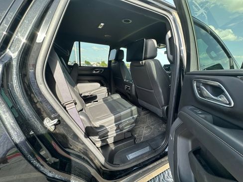 Used 2021 Chevrolet Tahoe Z71 w/ Rear Media and Nav Package AWD/4WD image 14