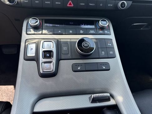 Used 2025 Hyundai Palisade SEL FWD image 18