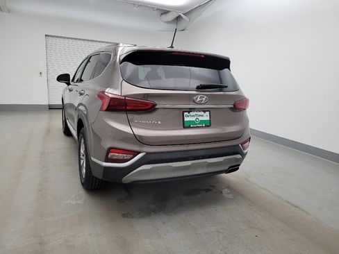 Used 2019 Hyundai Santa Fe SE FWD image 6