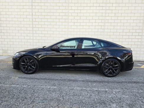 Used 2022 Tesla Model S image 11