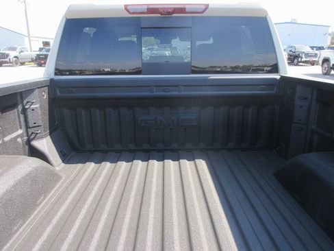 New 2026 GMC Sierra 1500 AT4 w/ AT4 Premium Package image 6