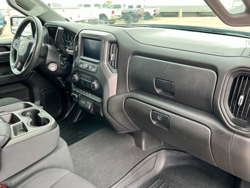 Used 2021 Chevrolet Silverado 1500 Custom Trail Boss w/ LPO, Dark Essentials Package image 24