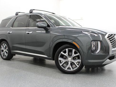 Used 2021 Hyundai Palisade Limited FWD image 1