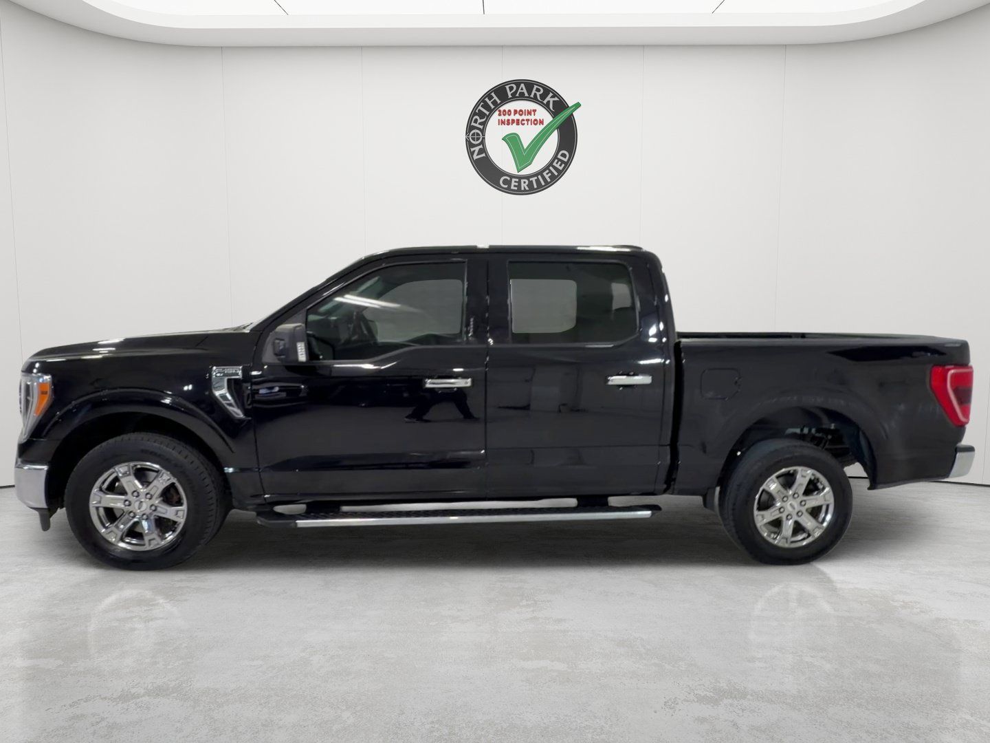 Used 2021 Ford F150 XLT w/ Equipment Group 302A High RWD image 2