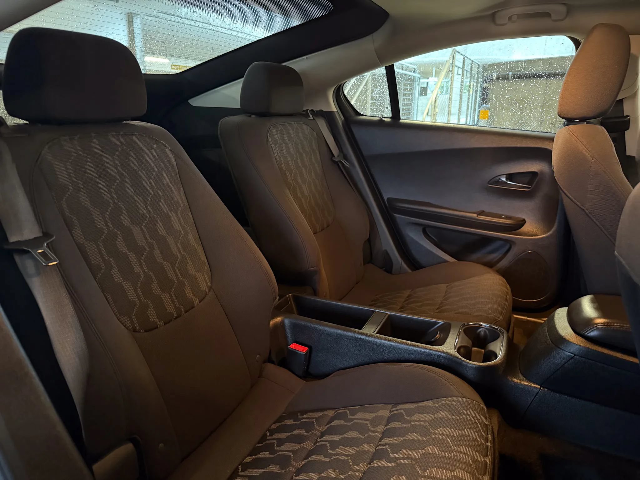 Used 2015 Chevrolet Volt FWD image 22