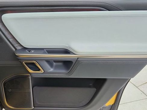 Used 2024 Rivian R1S Adventure image 28