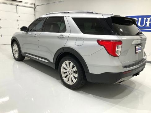 Used 2020 Ford Explorer Limited w/ Class III Trailer Tow Package image 16