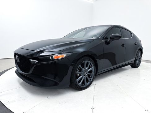 Used 2019 MAZDA MAZDA3 Hatchback w/ Preferred Package image 16