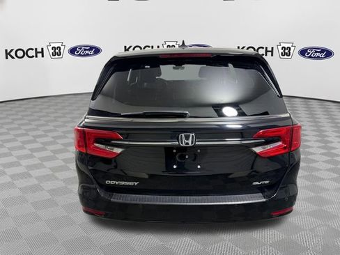 Used 2023 Honda Odyssey Elite image 7