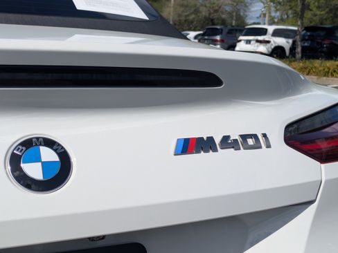 Used 2022 BMW Z4 M40i w/ Premium Package image 14
