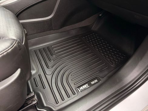 Used 2015 Chevrolet Sonic LTZ FWD image 14