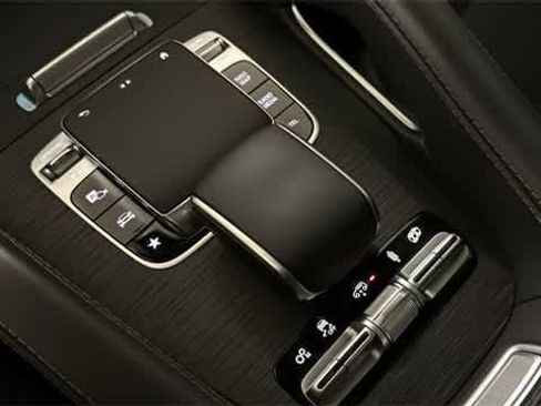 Used 2023 Mercedes-Benz GLE 53 AMG 4MATIC image 23