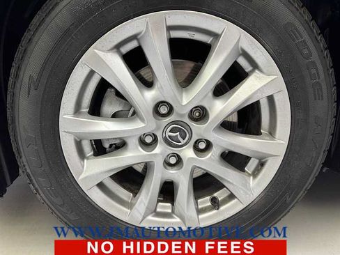 Used 2015 MAZDA MAZDA3 i Touring w/ Technology Package FWD image 9