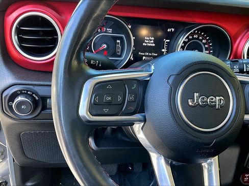 Certified 2022 Jeep Wrangler Rubicon w/ LED Lighting Group AWD/4WD image 18