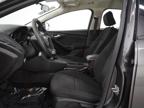Used 2015 Ford Focus SE FWD image 20