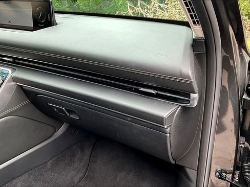 Used 2024 Genesis GV80 3.5T image 22