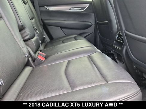 Used 2018 Cadillac XT5 Luxury w/ Driver Awareness Package AWD/4WD image 26