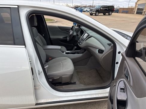 Used 2016 Chevrolet Malibu LS image 14