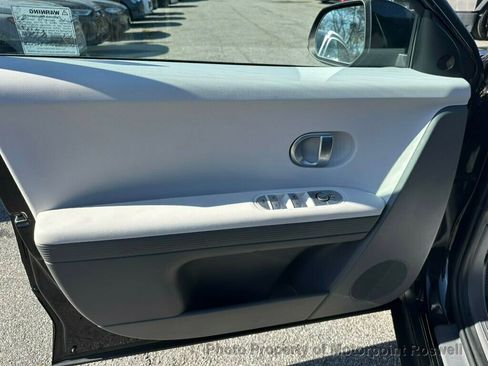 Used 2024 Hyundai Ioniq 5 SEL image 13