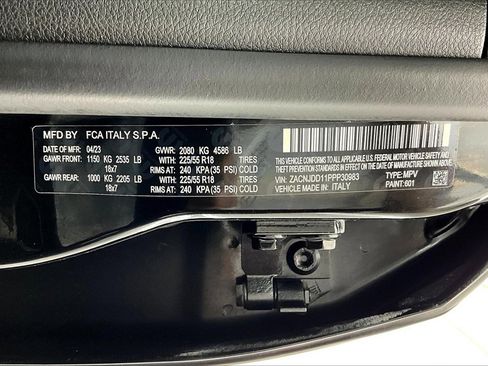 Used 2023 Jeep Renegade Limited image 35