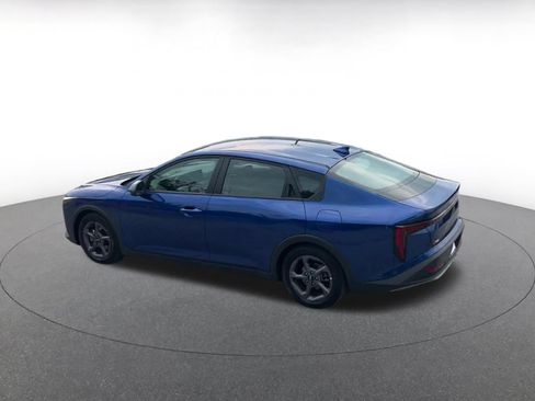 Used 2025 Kia K4 FWD image 8