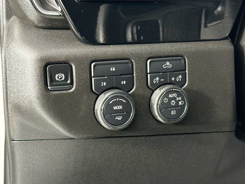 Used 2025 Chevrolet Silverado 2500 LT AWD/4WD image 10