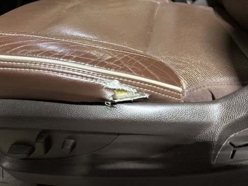 Used 2016 Chevrolet Silverado 1500 High Country image 30