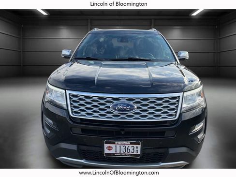 Used 2017 Ford Explorer Platinum image 11
