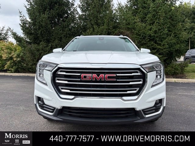 Used 2023 GMC Terrain SLT w/ Infotainment Package II AWD/4WD image 13