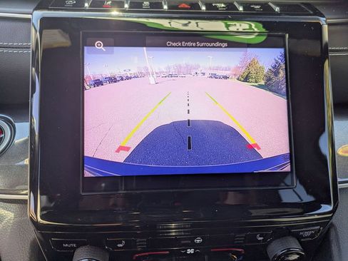 Used 2023 Jeep Grand Cherokee Altitude image 17