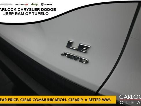 Used 2021 Toyota RAV4 LE AWD/4WD image 36