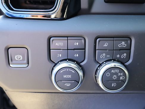 New 2026 GMC Sierra 2500 AT4X image 13